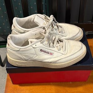 Reebok Men,s Club C 85 sneakers